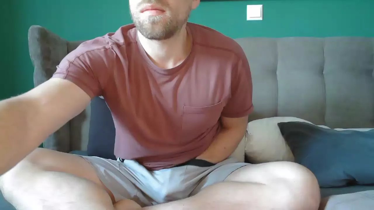 Offline Bartfresse91 on Cam4