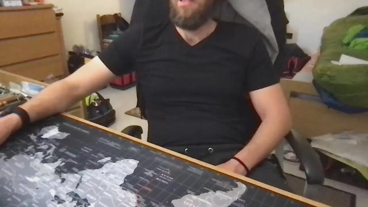 betapizzo on Cam4 