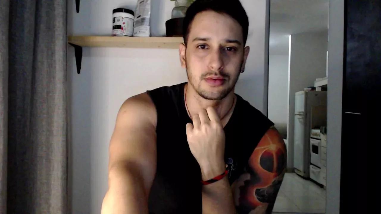 bigale24 on Cam4 