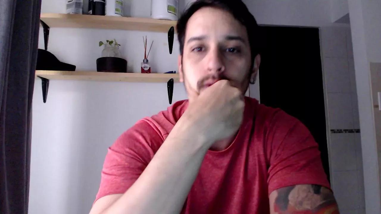 bigale24 on Cam4 
