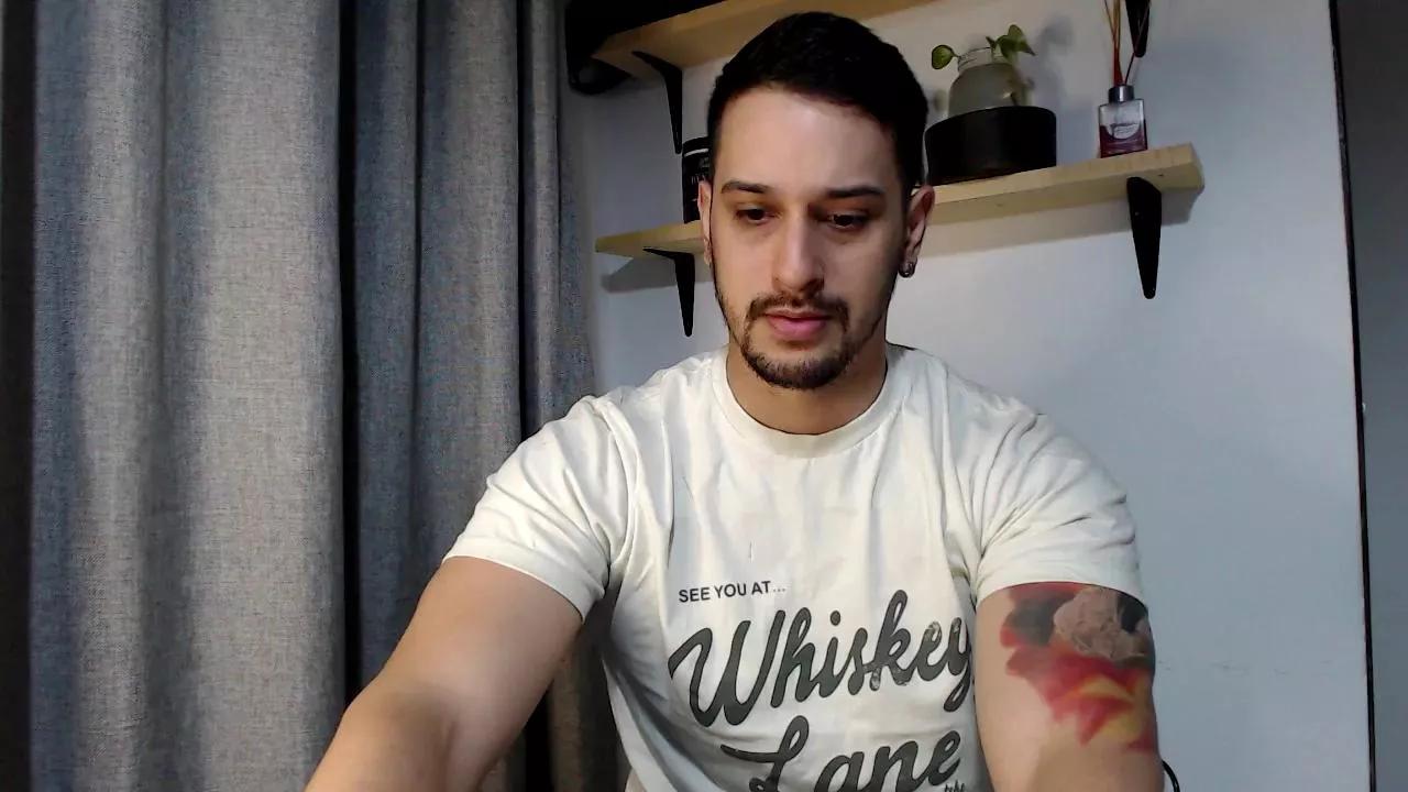 bigale24 on Cam4 