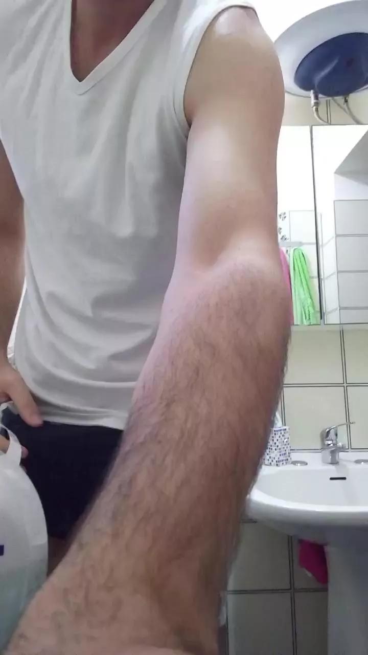 Bisius92 on Cam4 
