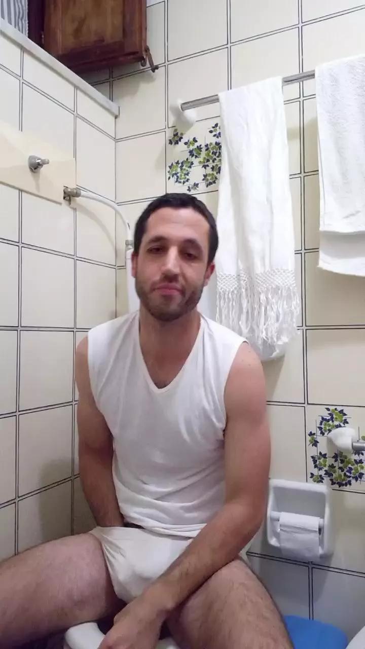 Bisius92 on Cam4 