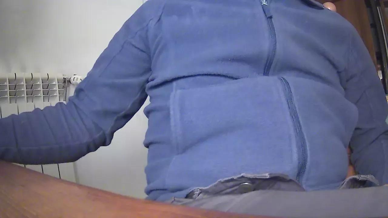 blizzy100 on Cam4 