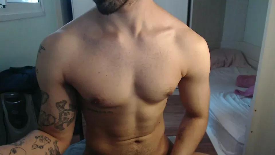 brazilianjapa2 on Cam4 