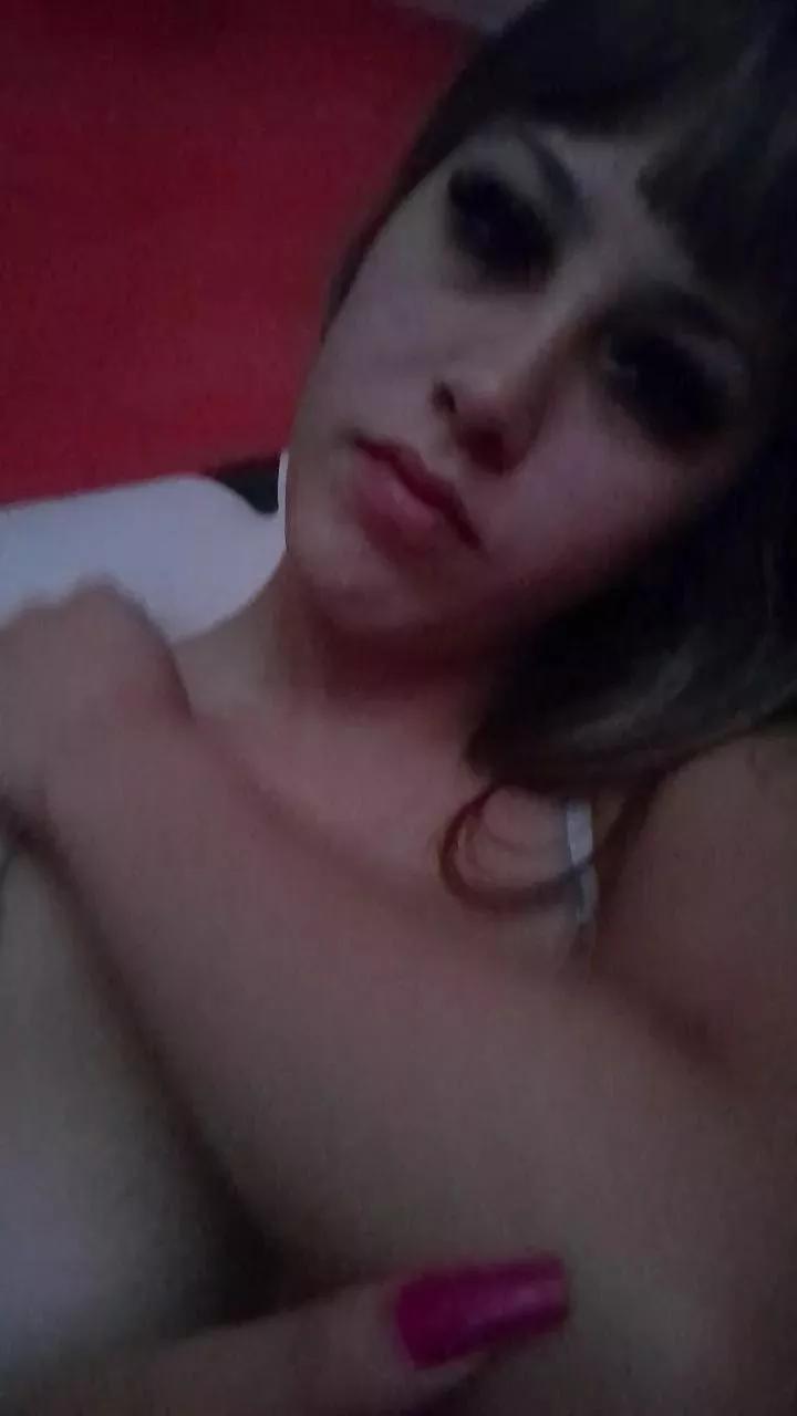 brihot4 on Cam4 