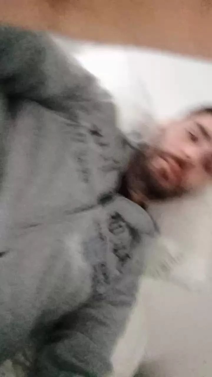 Offline carletidd on Cam4