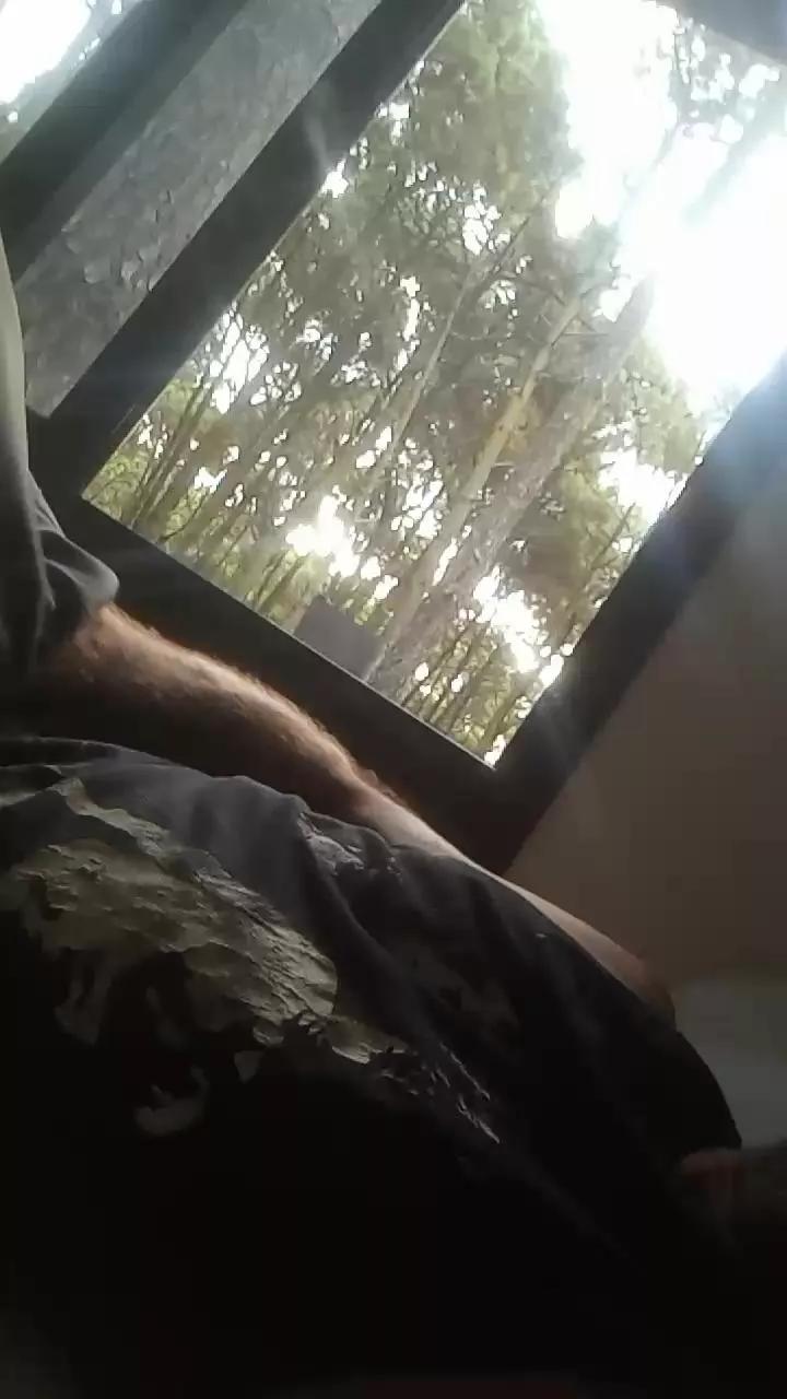 Carlitos12 on Cam4 