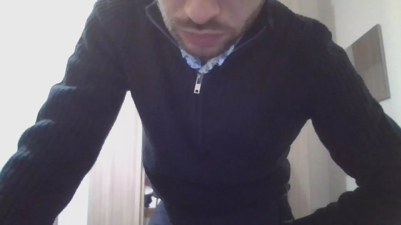 Offline cbio on Cam4