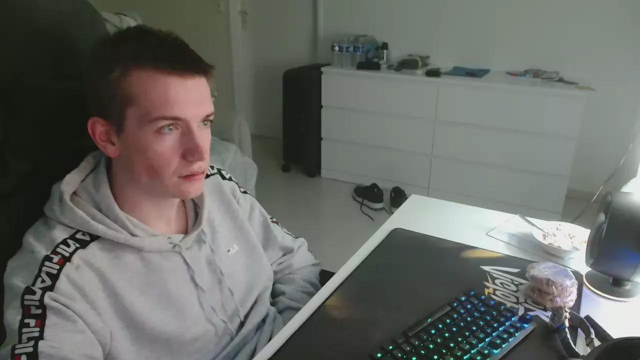 Cedric_bwc on Cam4 