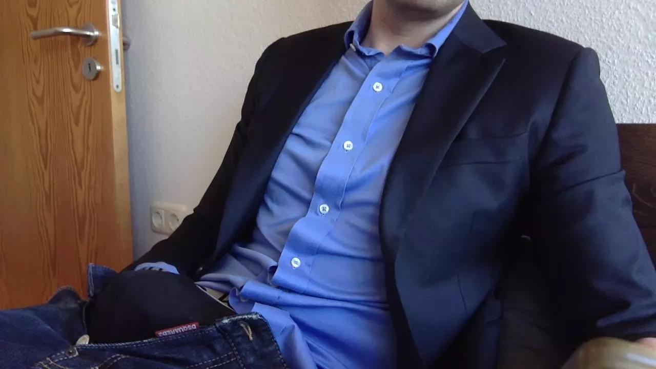 ClassyRiccDrip on Cam4 
