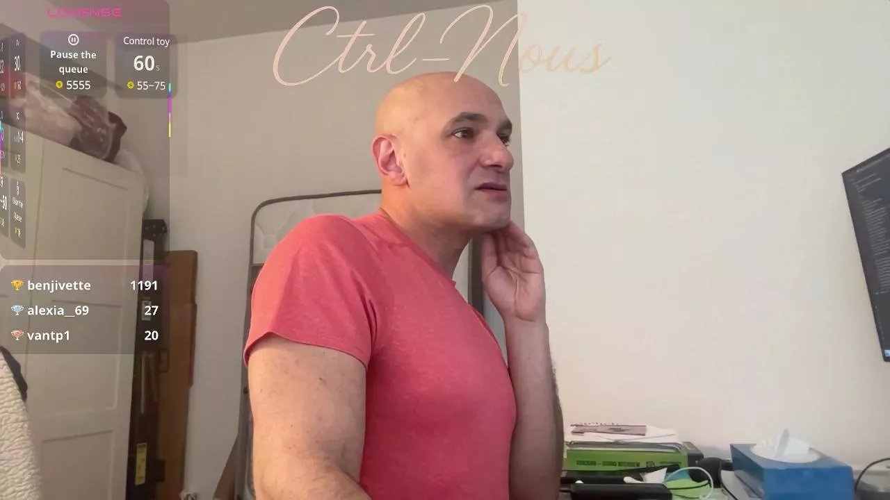 Offline Ctrl_Nous on Cam4