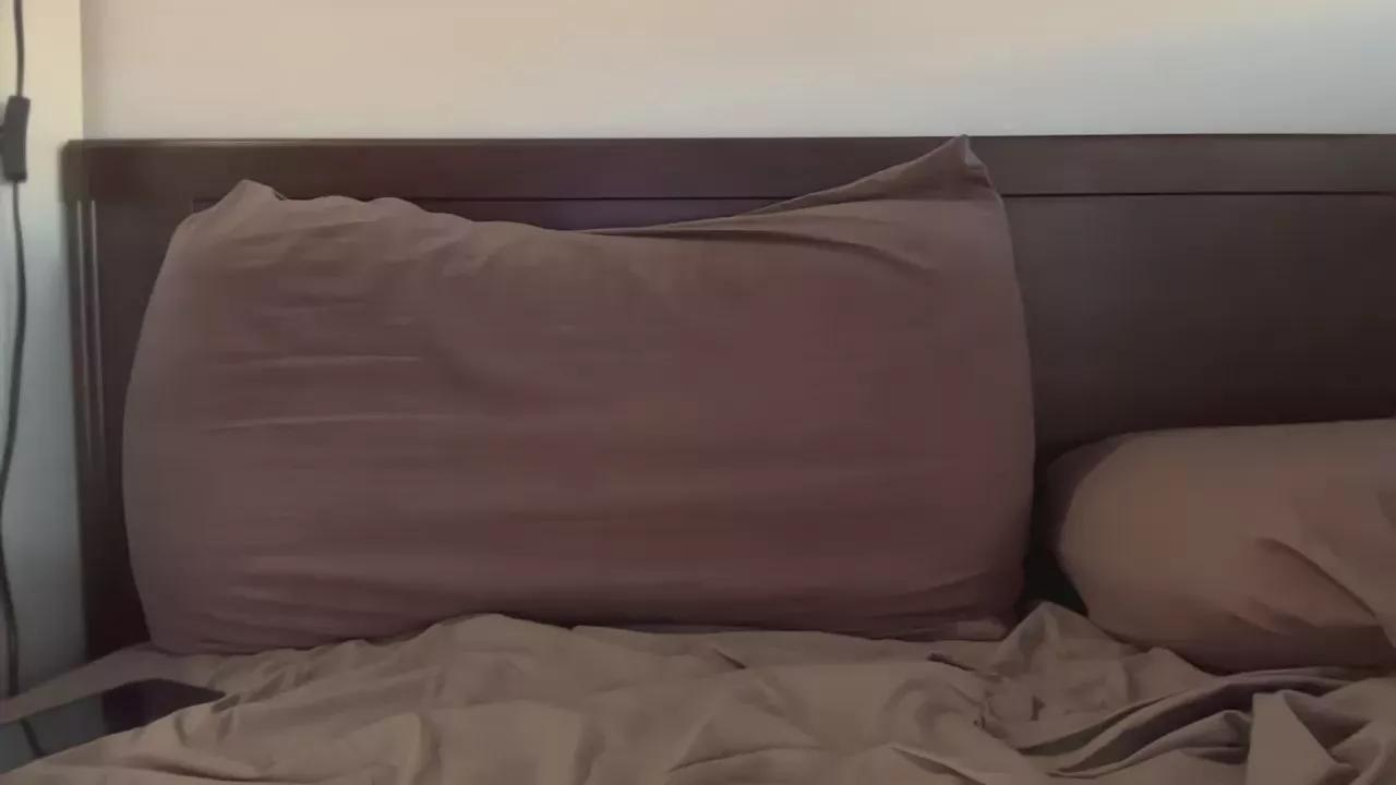 CuriousXC on Cam4 