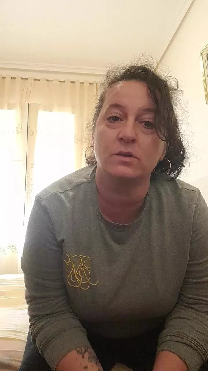 Offline Dama43p on Cam4