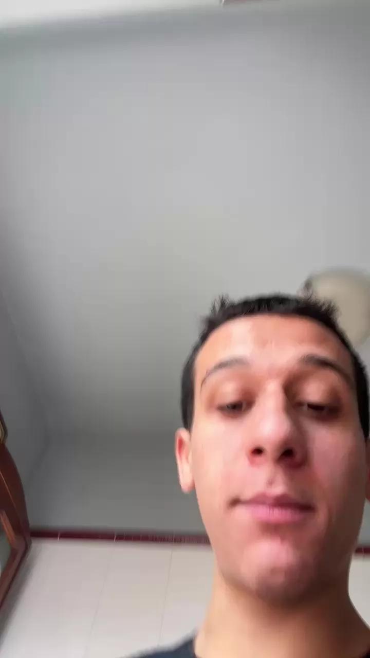 Damiano2448 on Cam4 