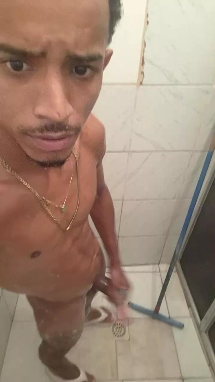 DmouraMoura25 on Cam4 