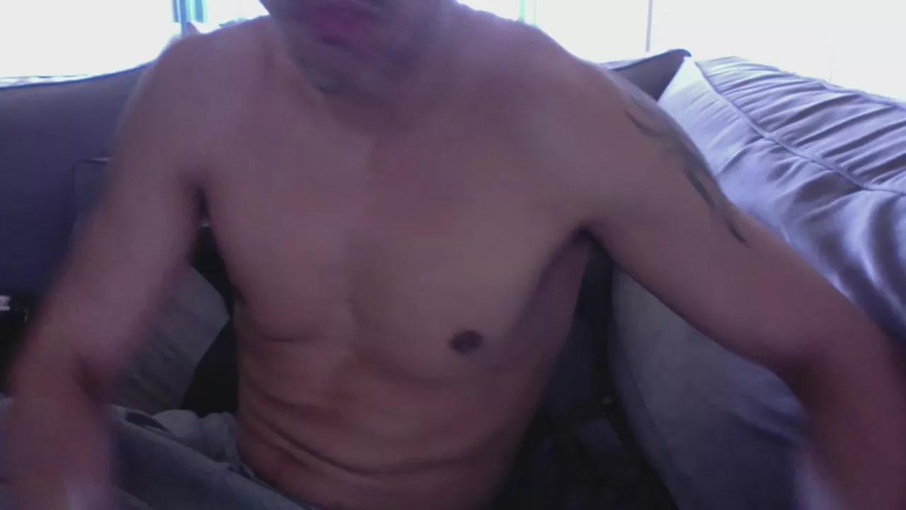 Dutchversaguy on Cam4 
