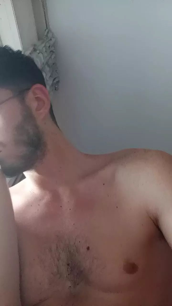 Offline Ehiyo on Cam4