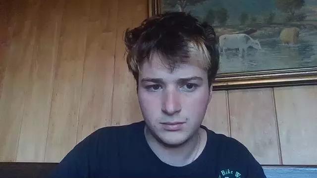 elfrutass on Cam4 