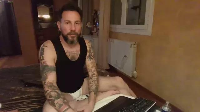 EnrikaIonut82 on Cam4 