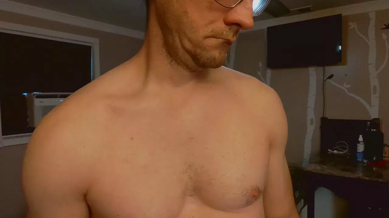 Offline eric651 on Cam4