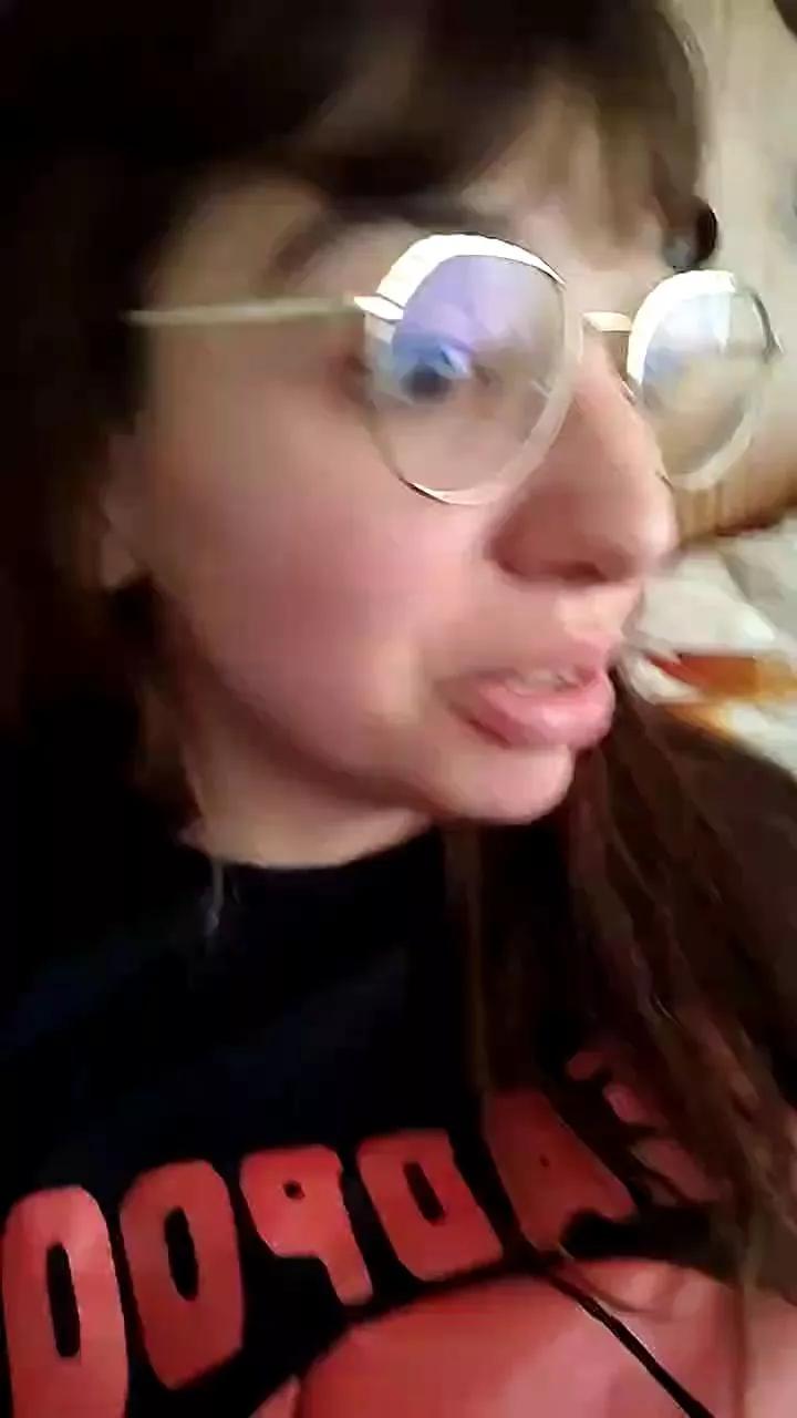 Eroqueen on Cam4 