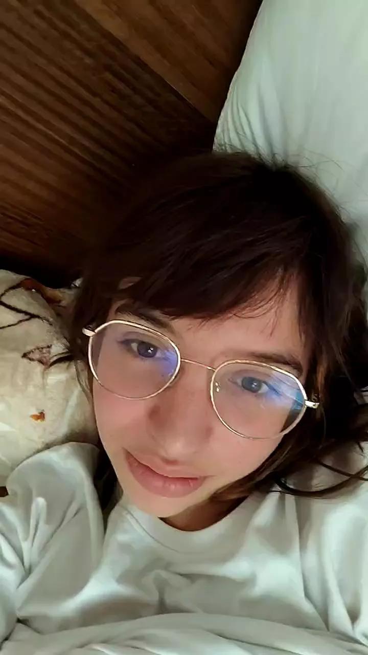 Eroqueen on Cam4 