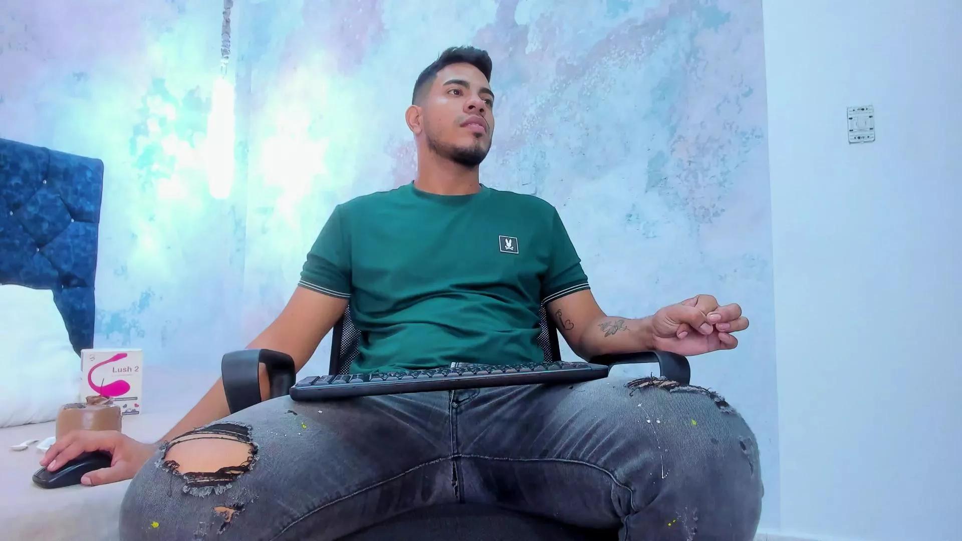 ETHAN_DRAVEN on Cam4 