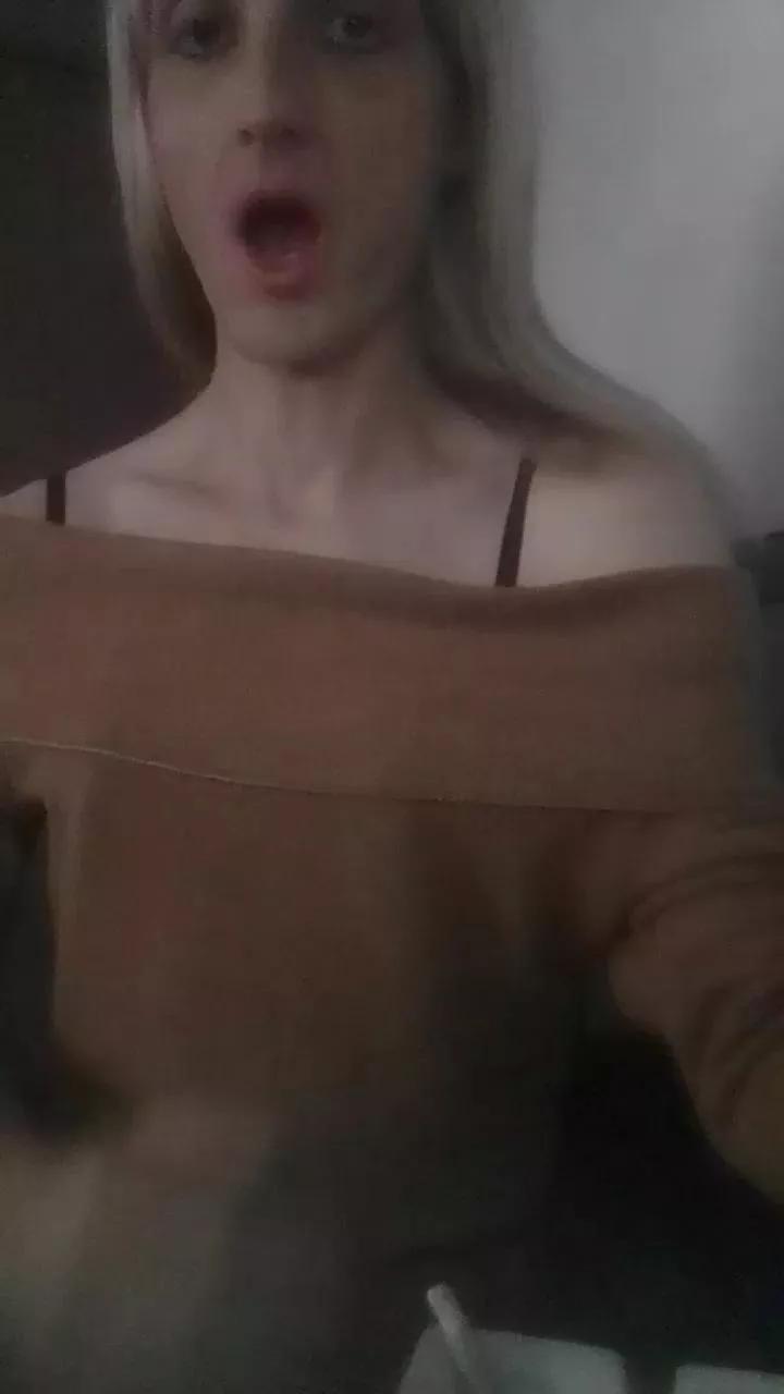 fetishpoup on Cam4 