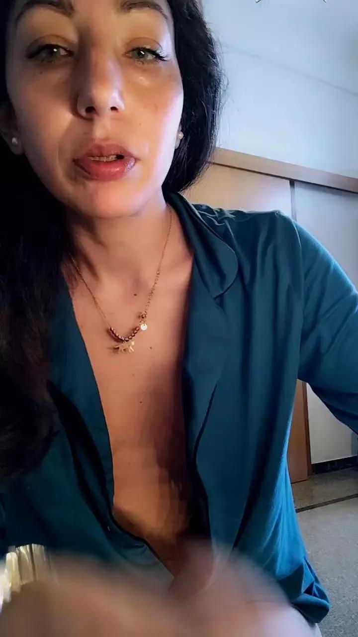 GattaRossah on Cam4 