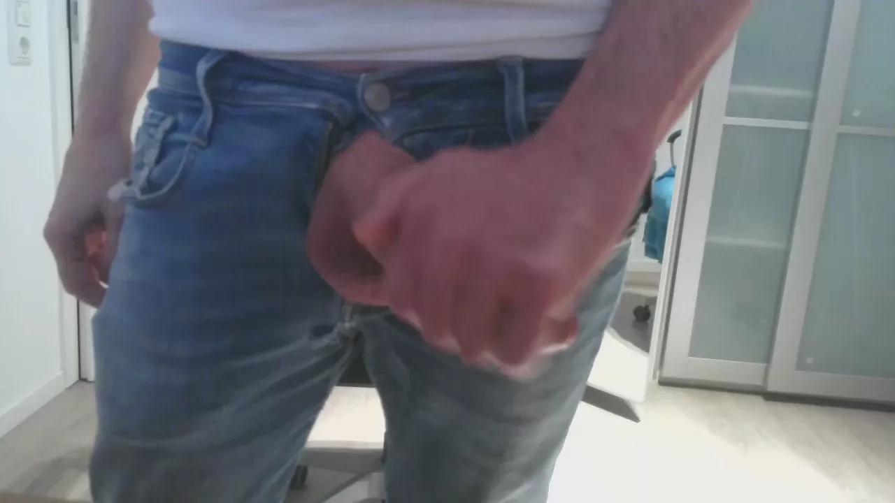 gayfunboy23 on Cam4 