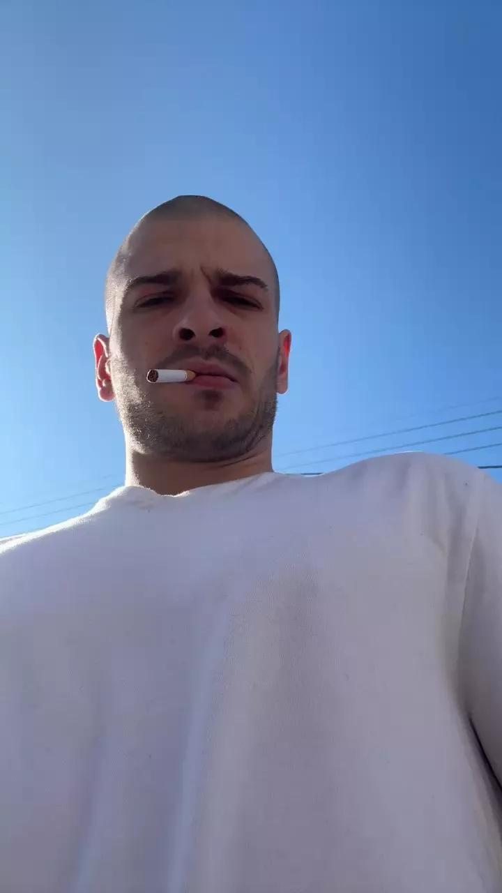 Greyoff on Cam4 