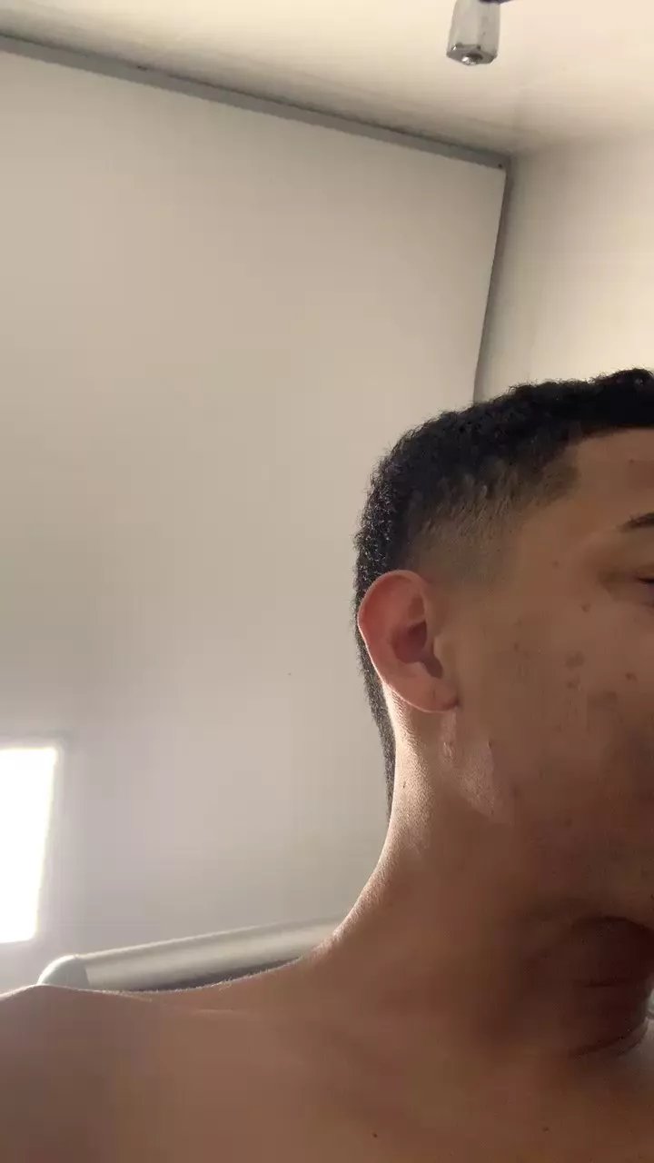 Offline Gustavoalves22 on Cam4