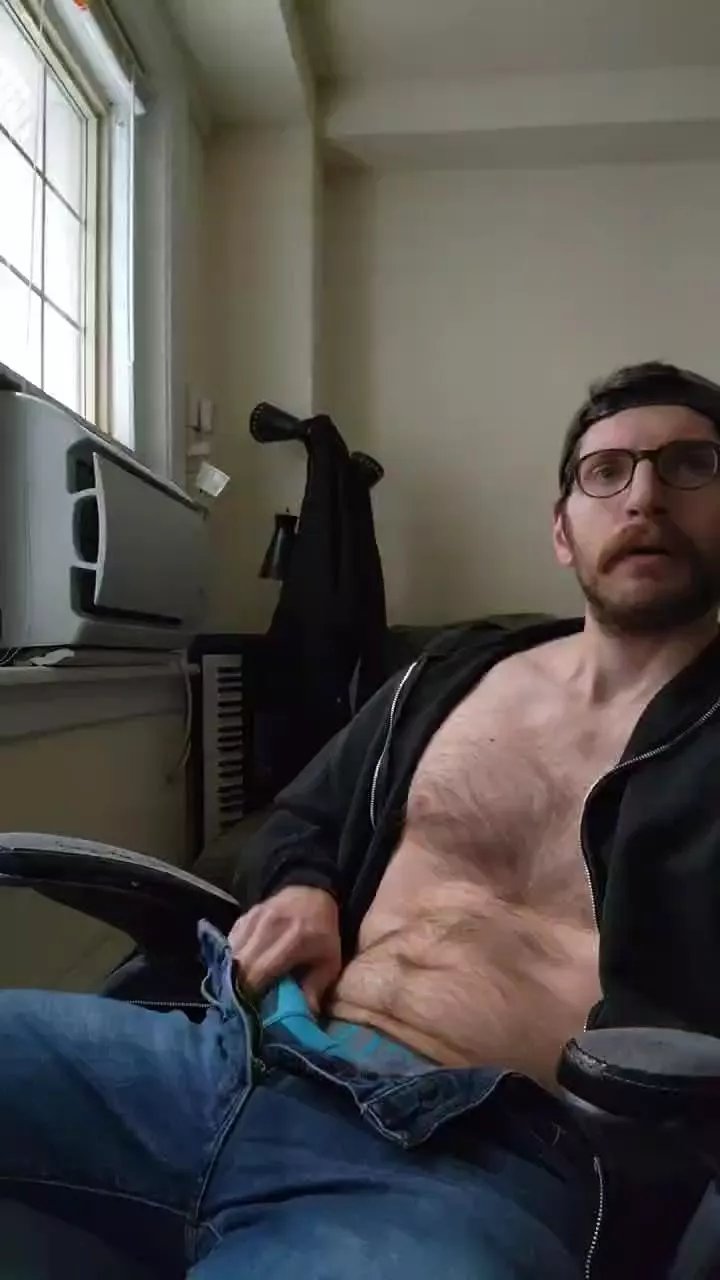 Offline guydude2 on Cam4