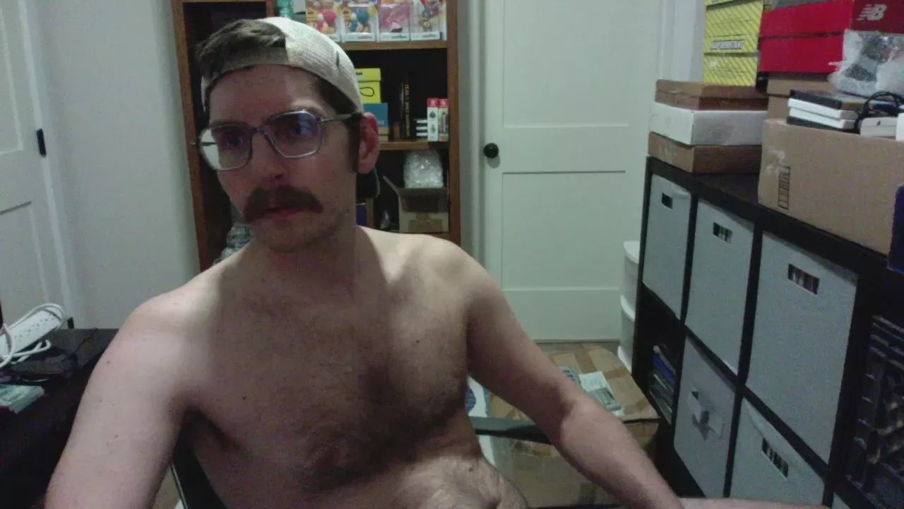 Offline guydude2 on Cam4