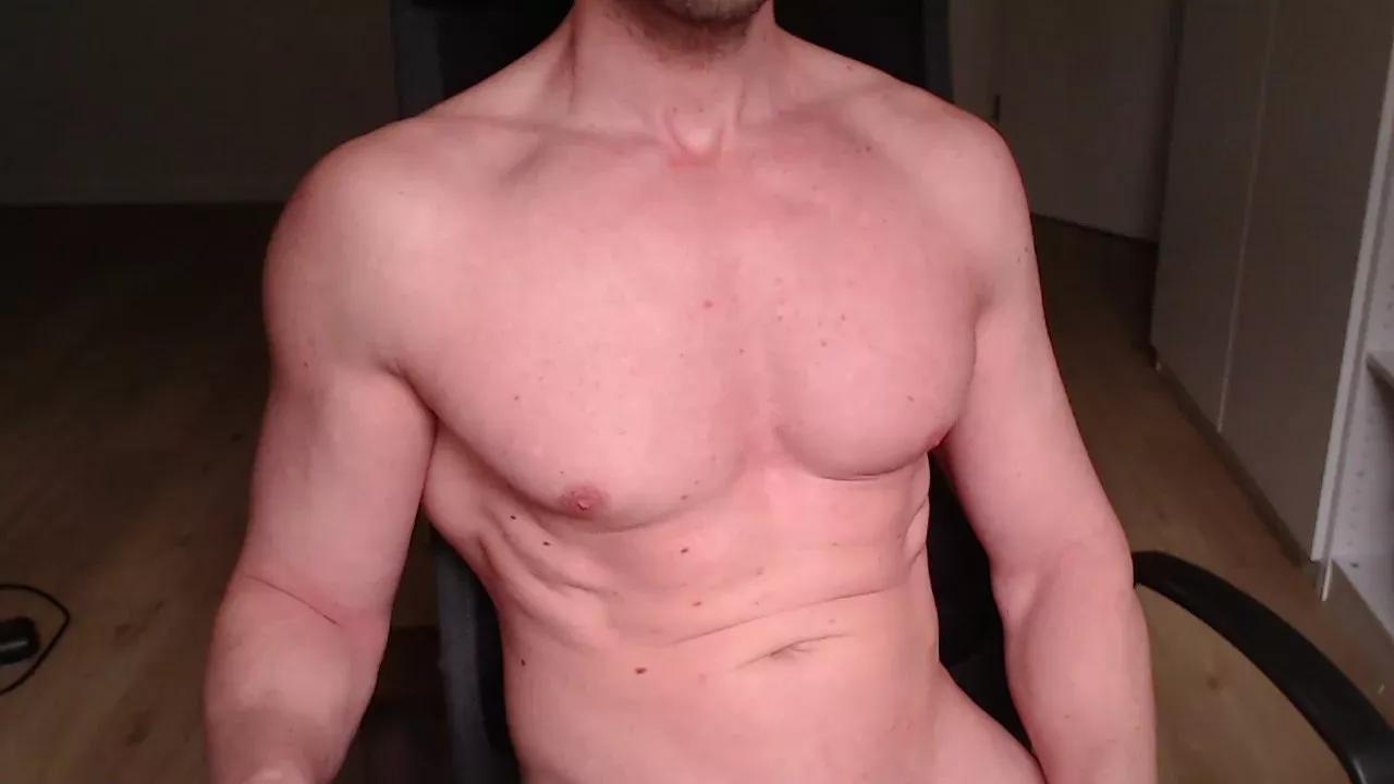 Hotbody24xxx on Cam4 