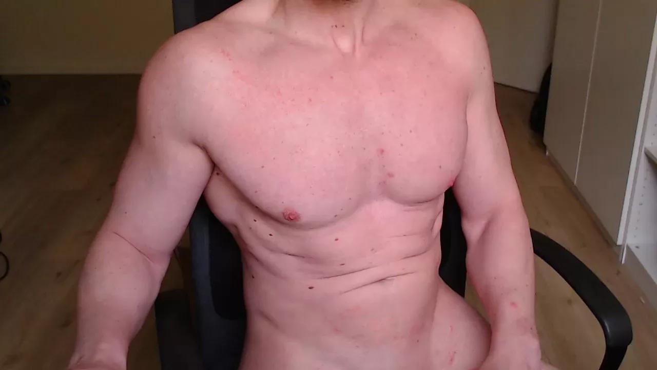Hotbody24xxx on Cam4 