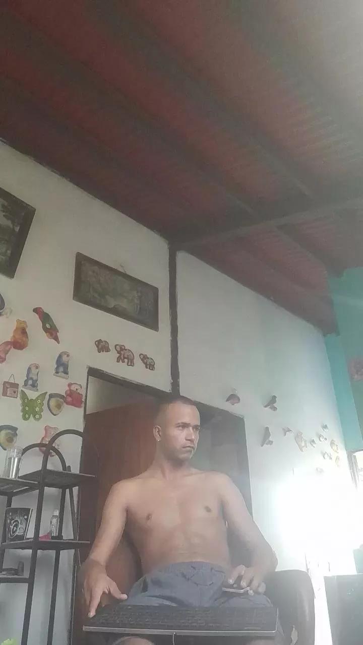 HotMoreno81 on Cam4 