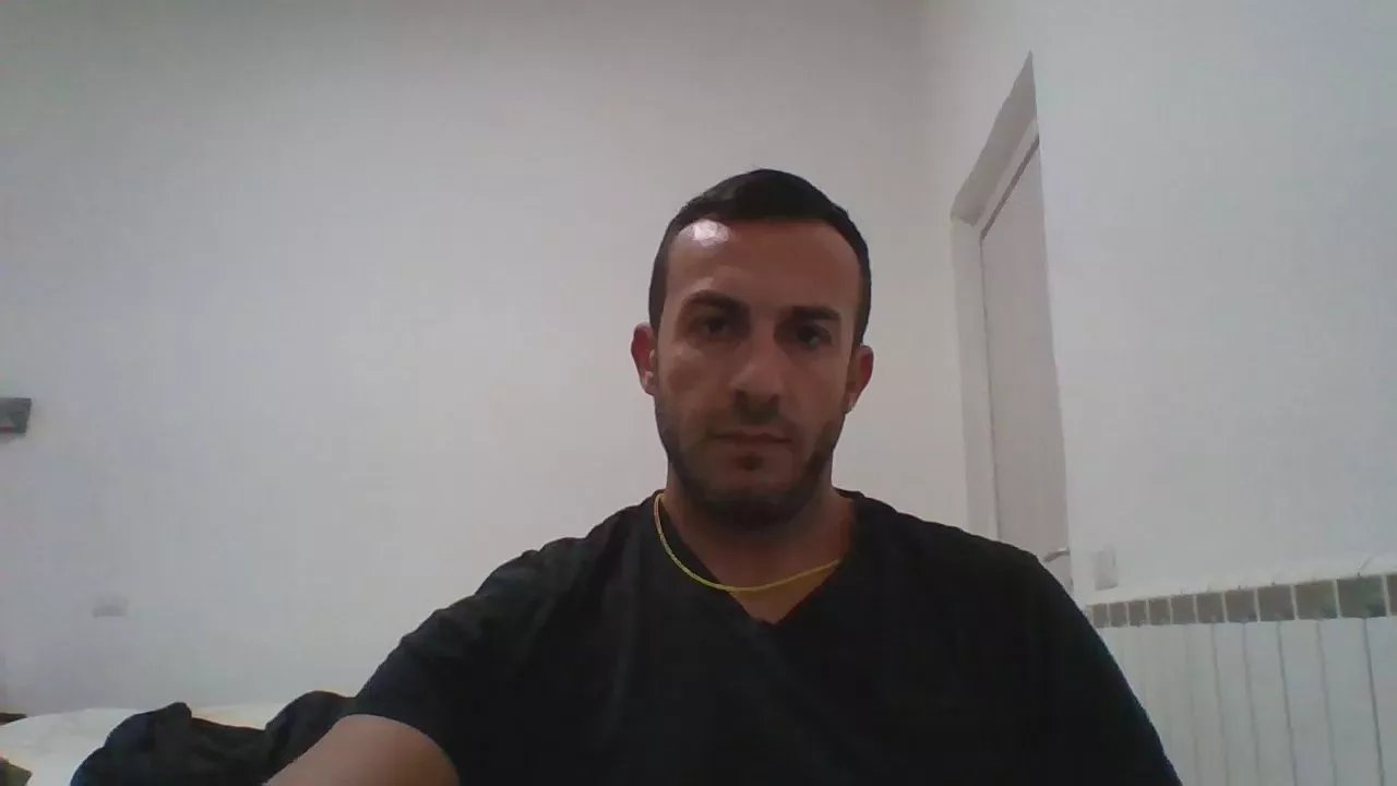 Offline ilmimmo2 on Cam4