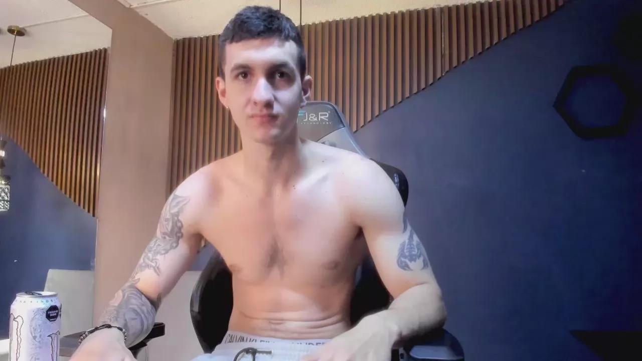 JacksonOlsenn on Cam4 