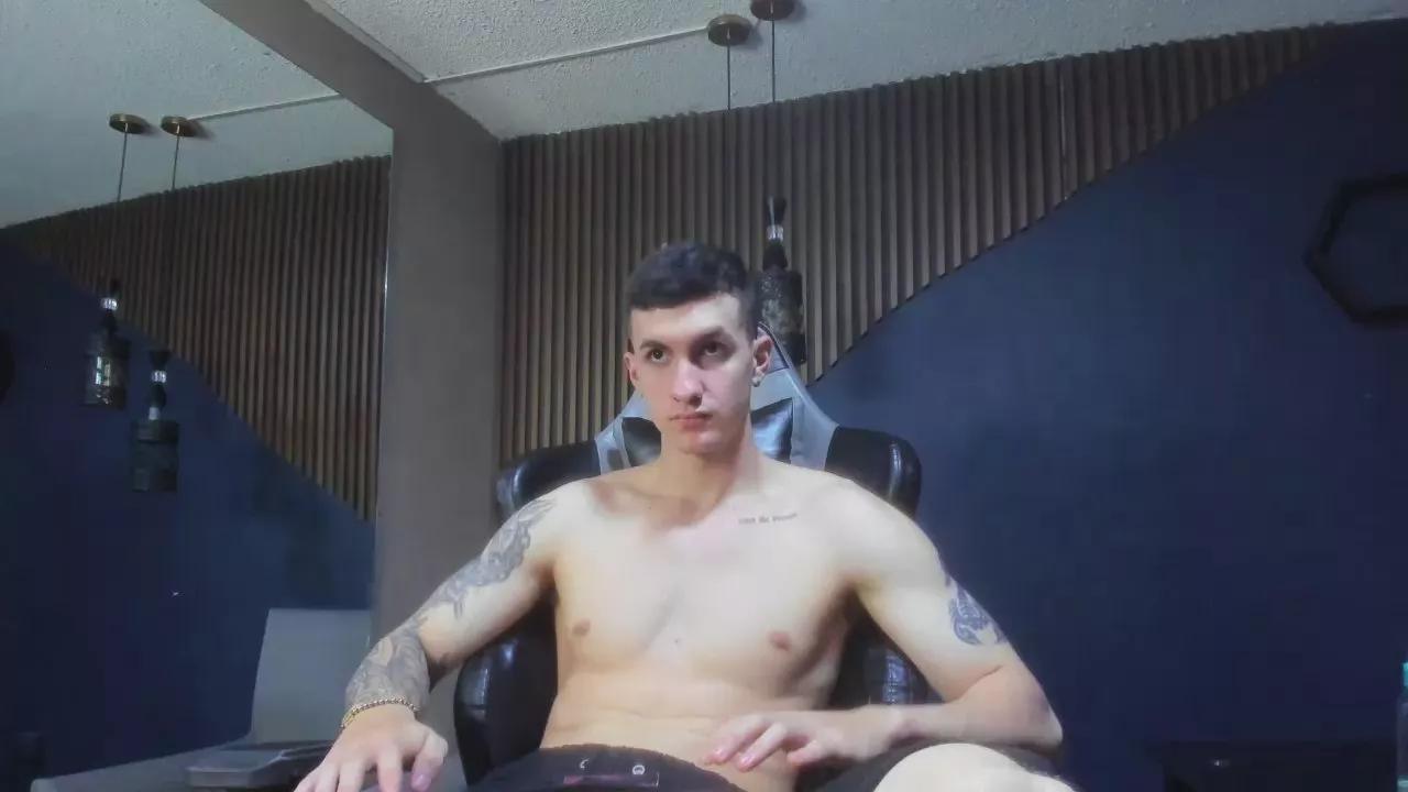 JacksonOlsenn on Cam4 