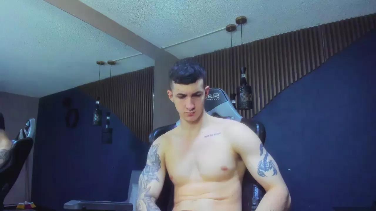 JacksonOlsenn on Cam4 