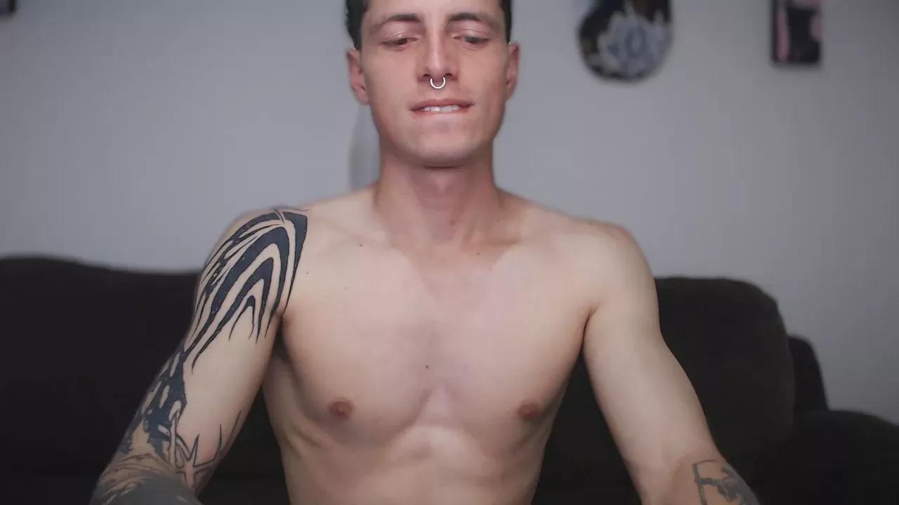 jamesss_ on Cam4 