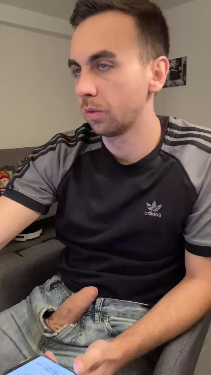 Jeansjunge96 on Cam4 