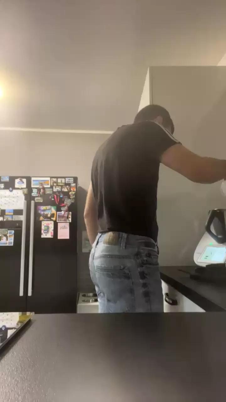 Jeansjunge96 on Cam4 