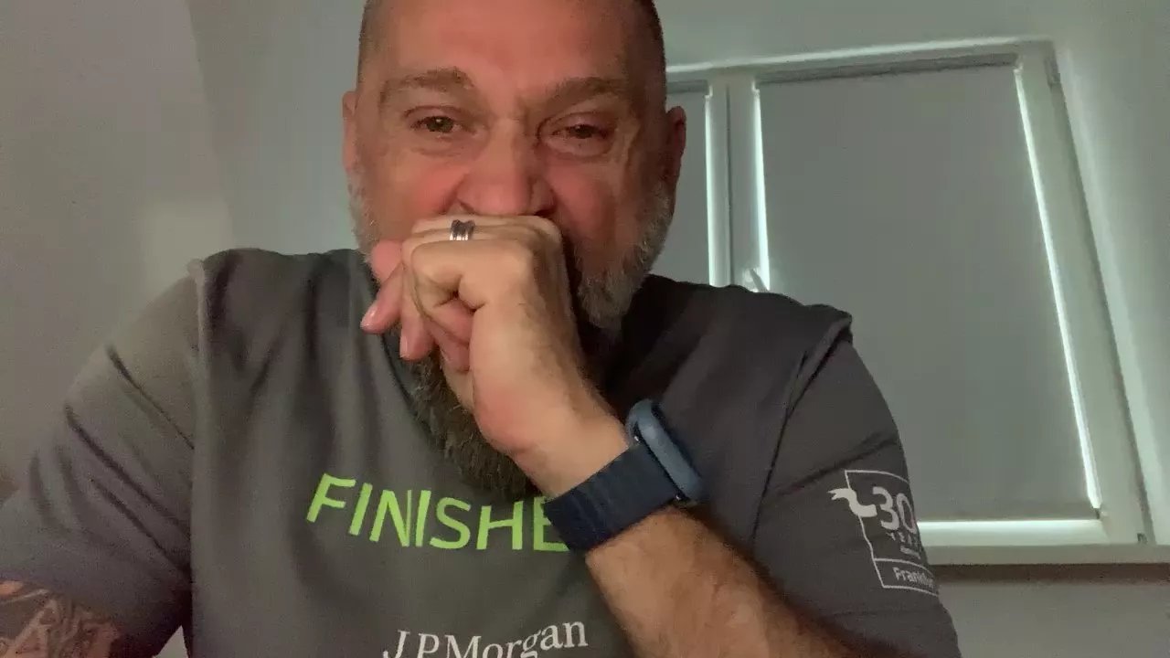 Offline jonny247 on Cam4