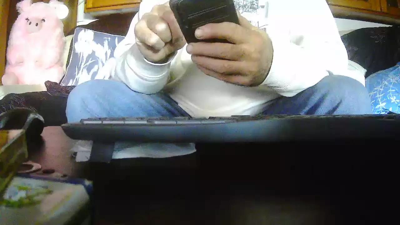 juanjr59 on Cam4 