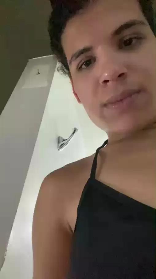 Khloe08 on Cam4 