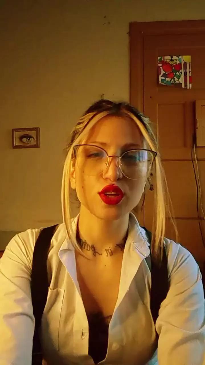 lachiquita7 on Cam4 