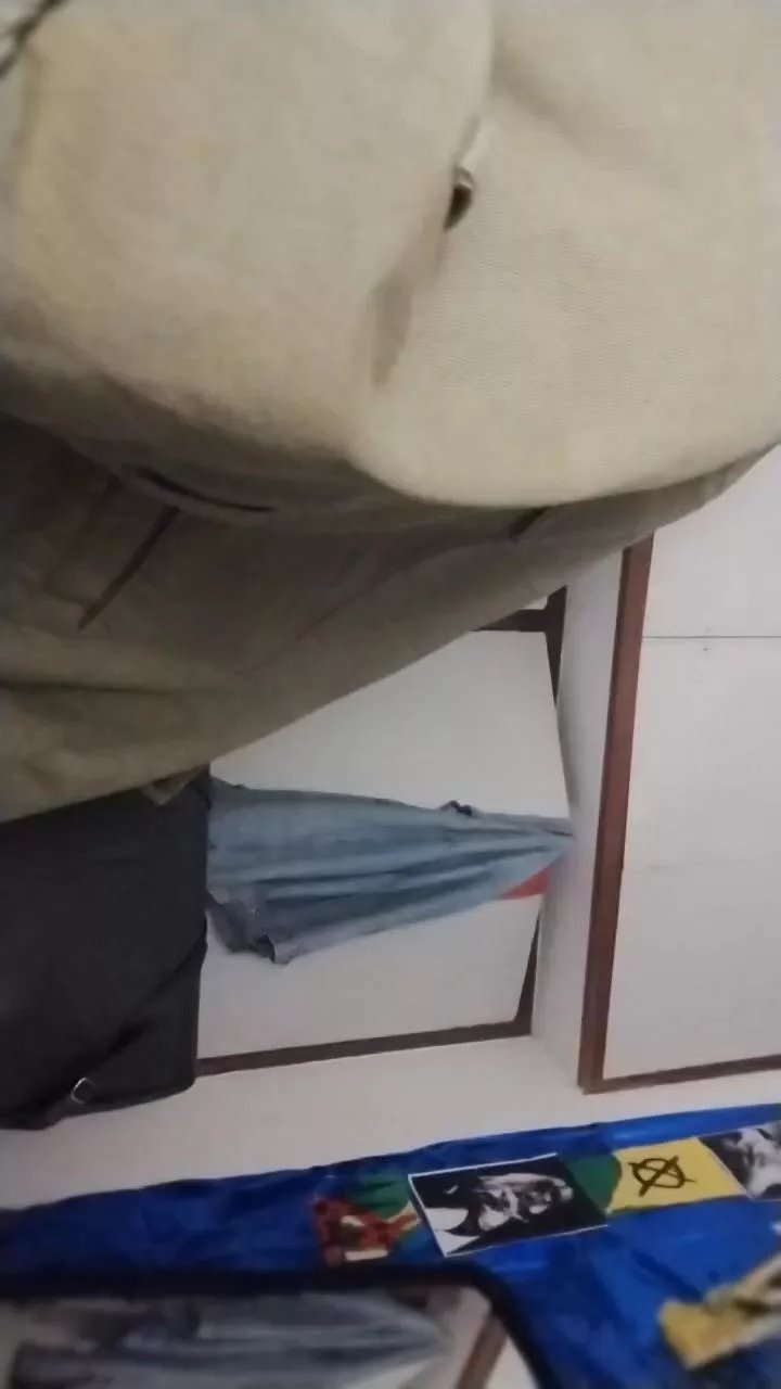 Offline Lecoco33 on Cam4